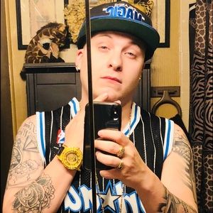 Meet your Posher, Mark